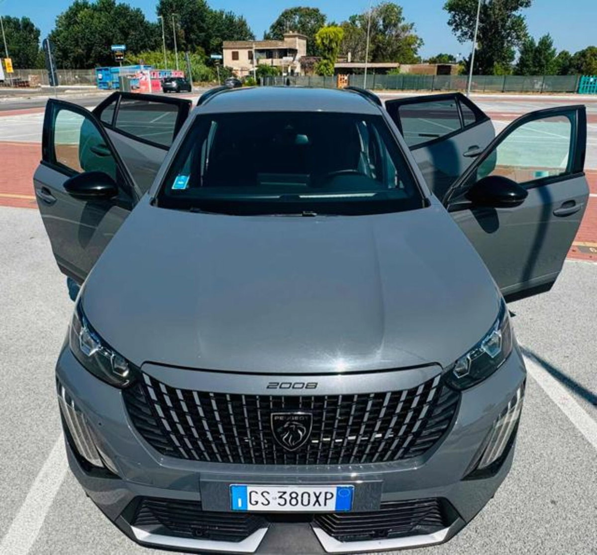 Peugeot 2008 PureTech 130 S&S EAT8 Allure Pack (9)