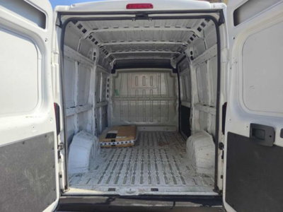Peugeot Boxer Furgone 335 2.2 BlueHDi 140 S&S PM-TM Furgone Vetrato (10)