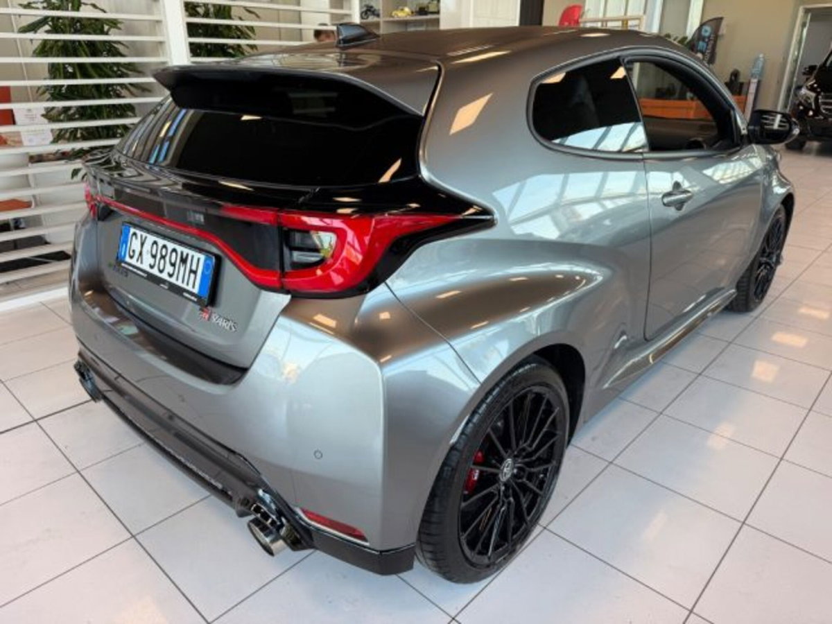 Toyota GR Yaris 1.6 Turbo 3 porte GR Yaris Circuit (4)