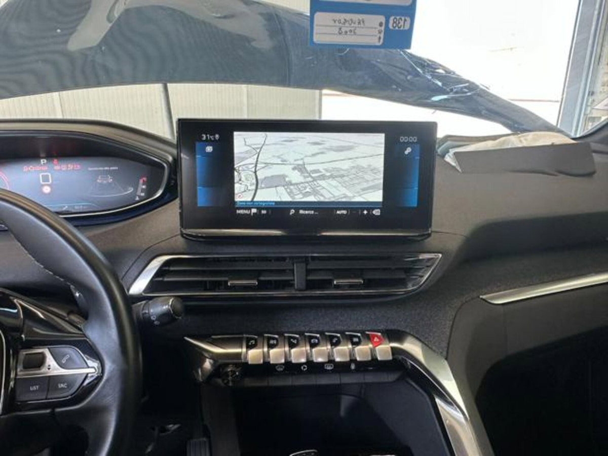 Peugeot 3008 BlueHDi 130 S&S EAT8 Allure Pack (16)
