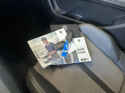Peugeot 3008 BlueHDi 130 S&S EAT8 Allure Pack (18)