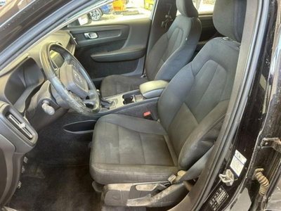 Volvo XC40 D3 AWD Business (12)