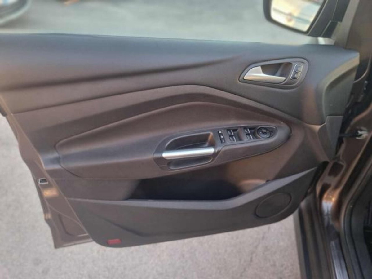 Ford C-Max 1.5 TDCi 120CV Powershift Start&Stop Titanium (7)
