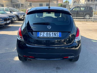 Lancia Ypsilon 1.2 69 CV 5 porte GPL Ecochic Alberta Ferretti (5)
