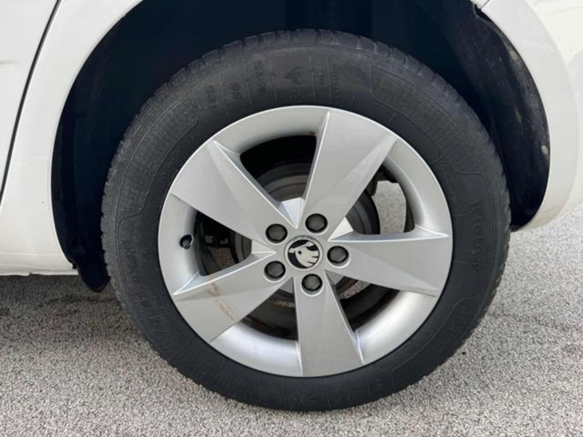Skoda Fabia 1.2 12V 70CV 5p. Fabia (15)