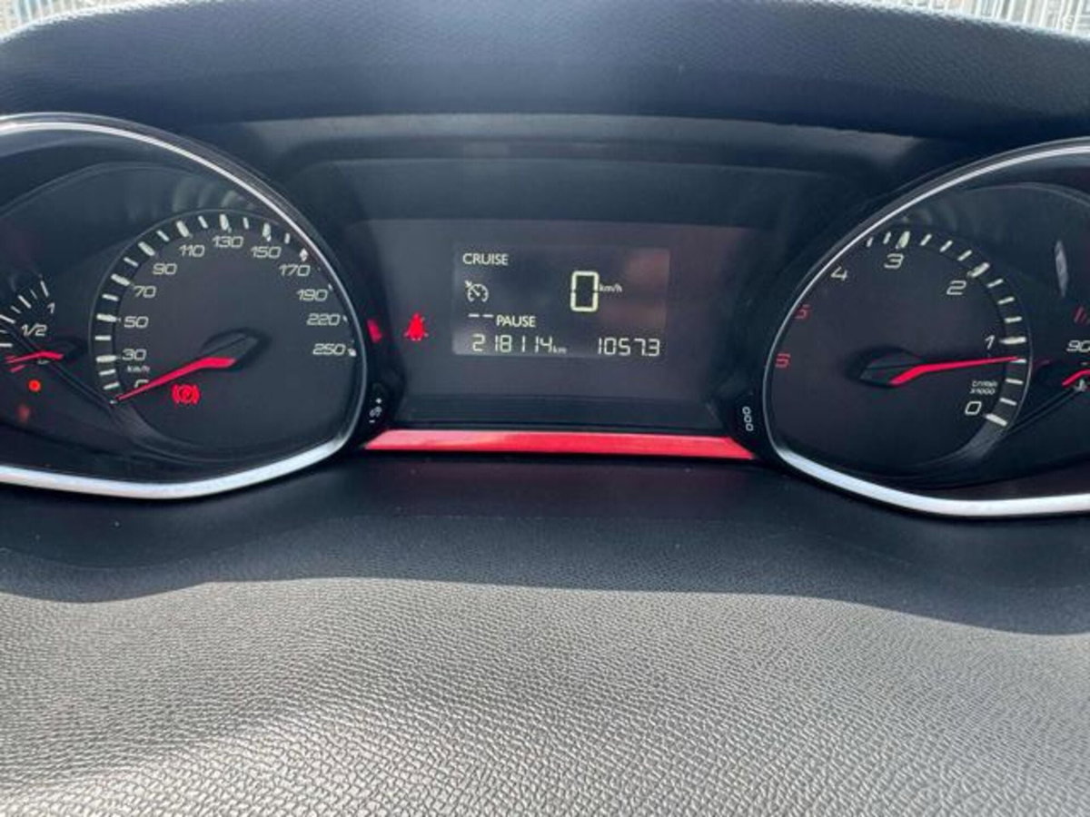 Peugeot 308 BlueHDi 100 S&S Access (13)