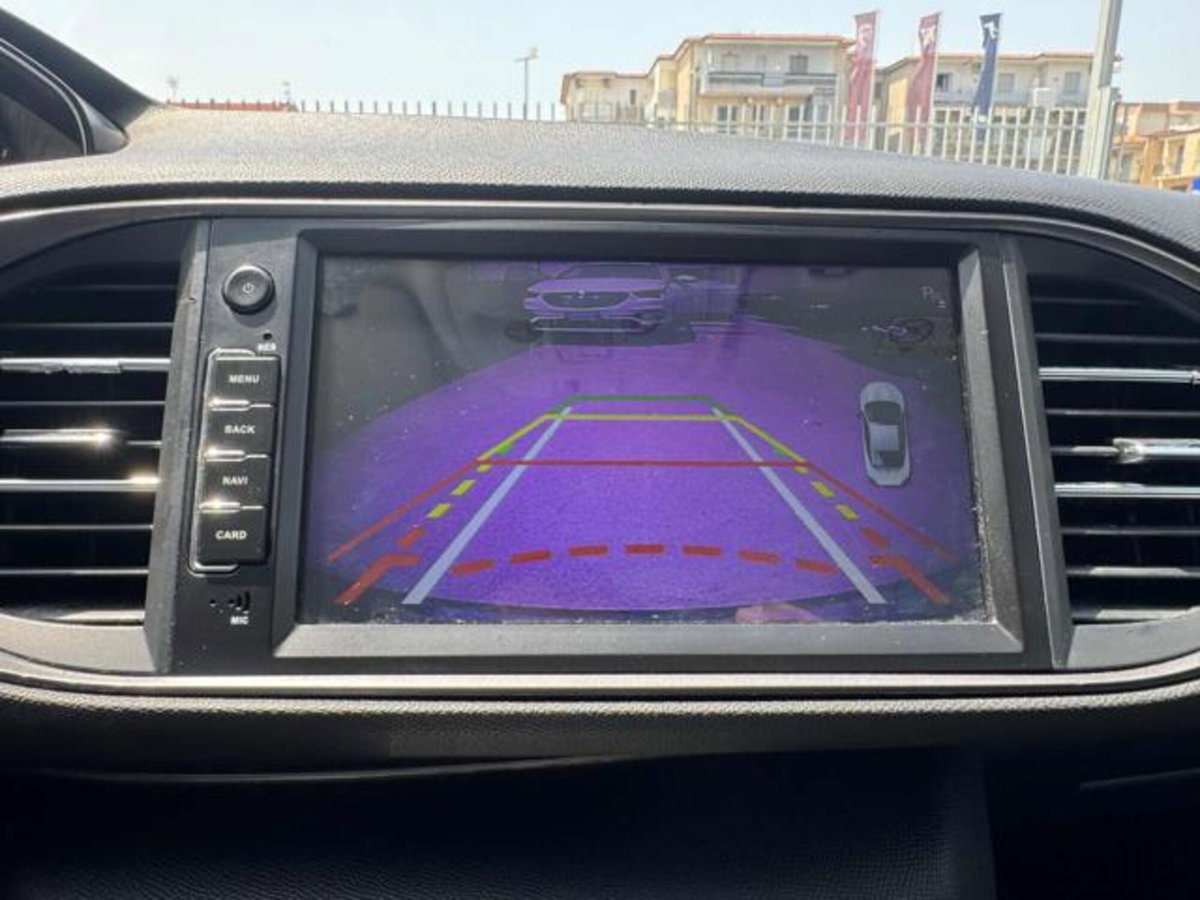 Peugeot 308 BlueHDi 100 S&S Access (14)