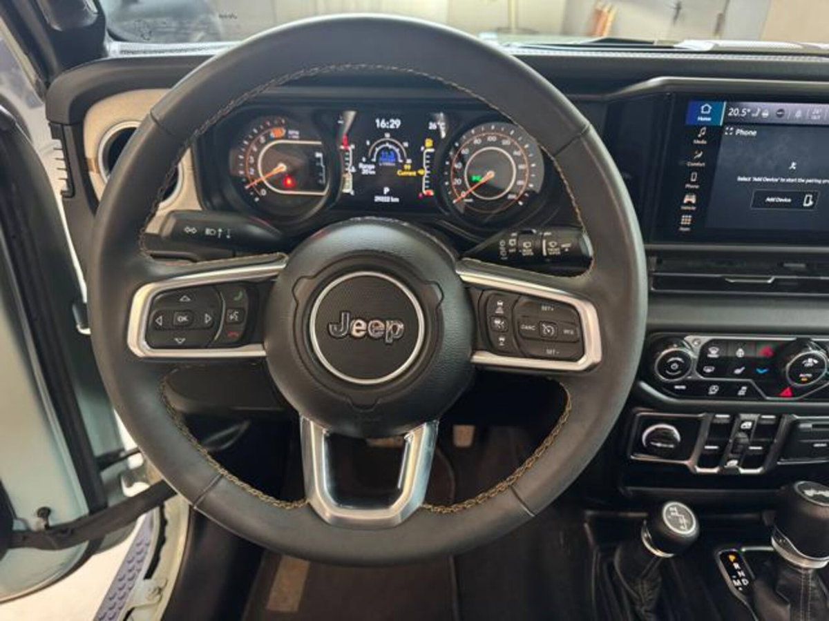 Jeep Wrangler Unlimited 3.6 V6 Sahara Auto (8)