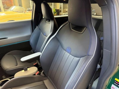 MINI Mini Cooper SE Resolute (11)