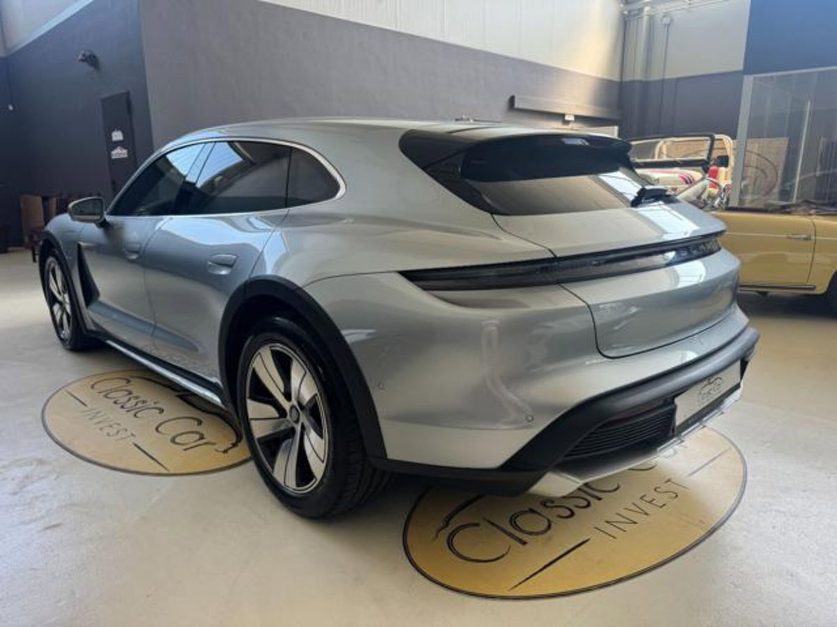 Porsche Taycan Cross Turismo 4S Cross Turismo (5)