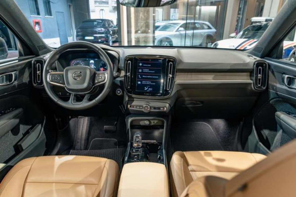 Volvo XC40 T4 AWD Geartronic (11)