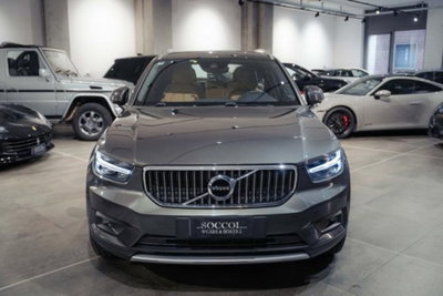 Volvo XC40 T4 AWD Geartronic (2)