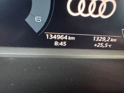 Audi Q3 35 TDI quattro S tronic Business (4)