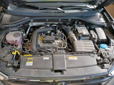 Volkswagen T-Roc 1.0 tsi Style 115cv (10)
