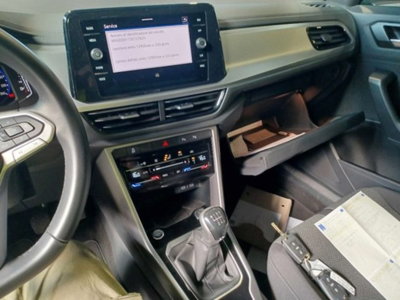 Volkswagen T-Roc 1.0 tsi Style 115cv (3)
