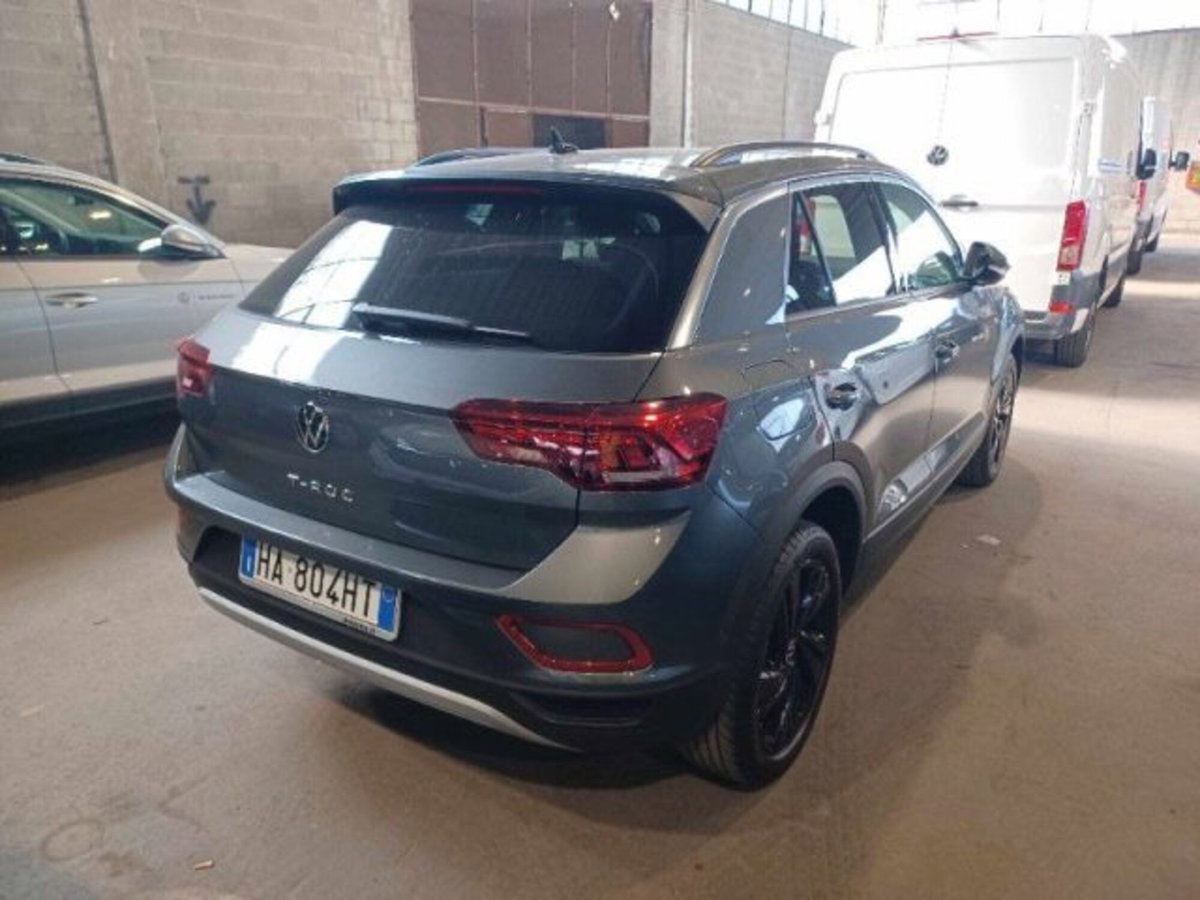 Volkswagen T-Roc 1.0 tsi Style 115cv (6)