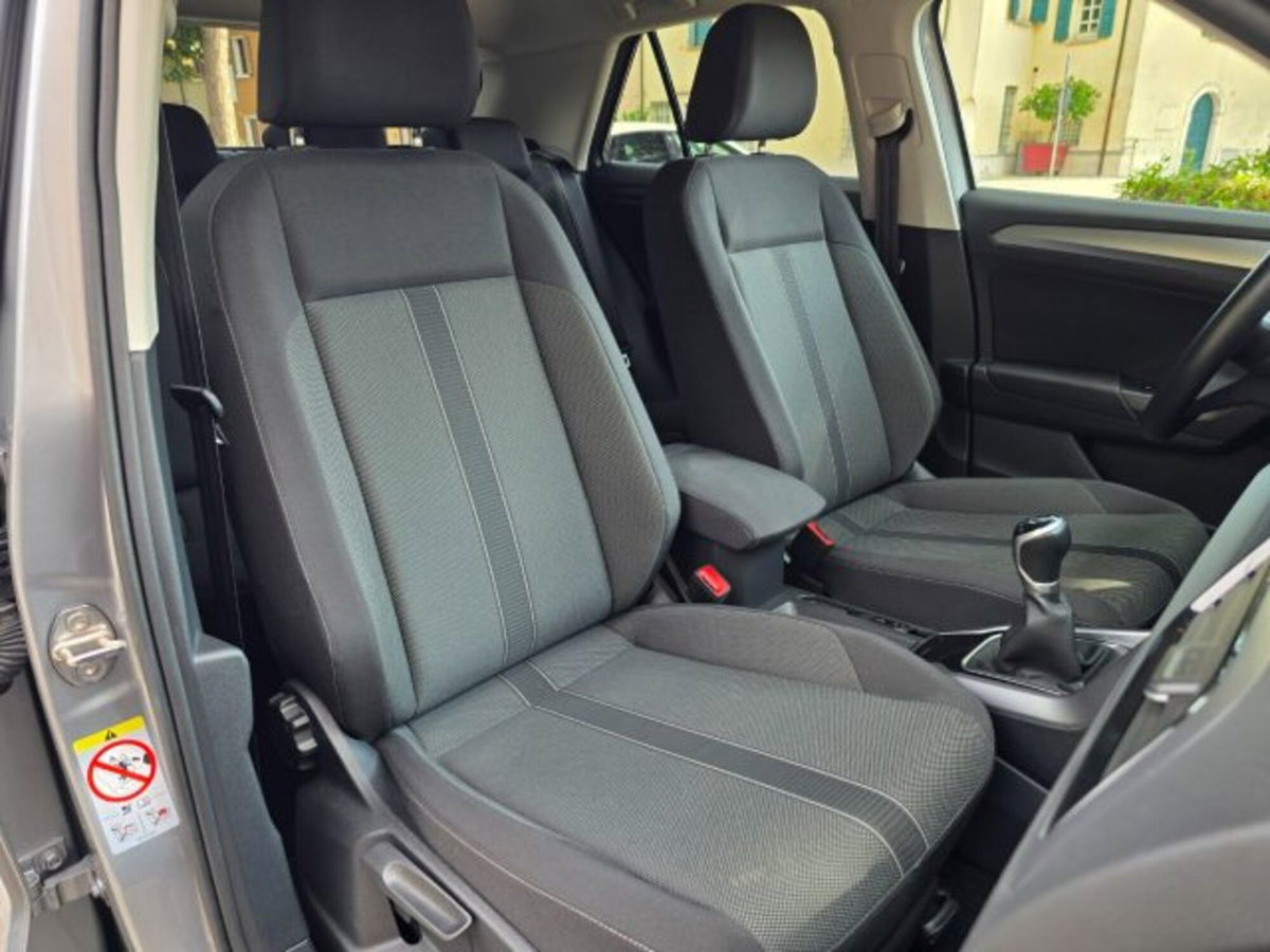 Volkswagen T-Roc 1.0 tsi R-Line 115cv (13)