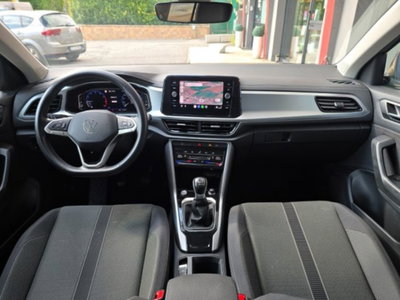 Volkswagen T-Roc 1.0 tsi R-Line 115cv (4)