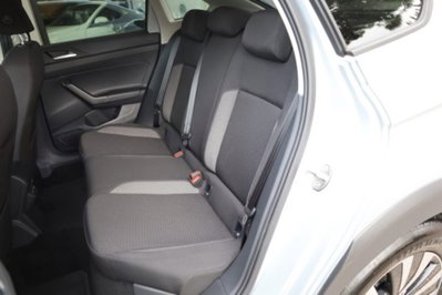 Volkswagen Taigo 1.0 TSI 110 CV DSG R-Line (8)