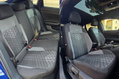 Volkswagen Taigo 1.0 tsi R-Line 115cv (12)