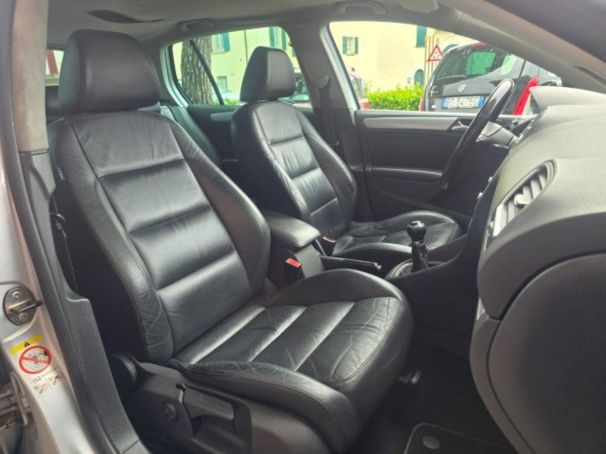 Volkswagen Golf 2.0 TDI 140CV DPF 5p. Highline (12)