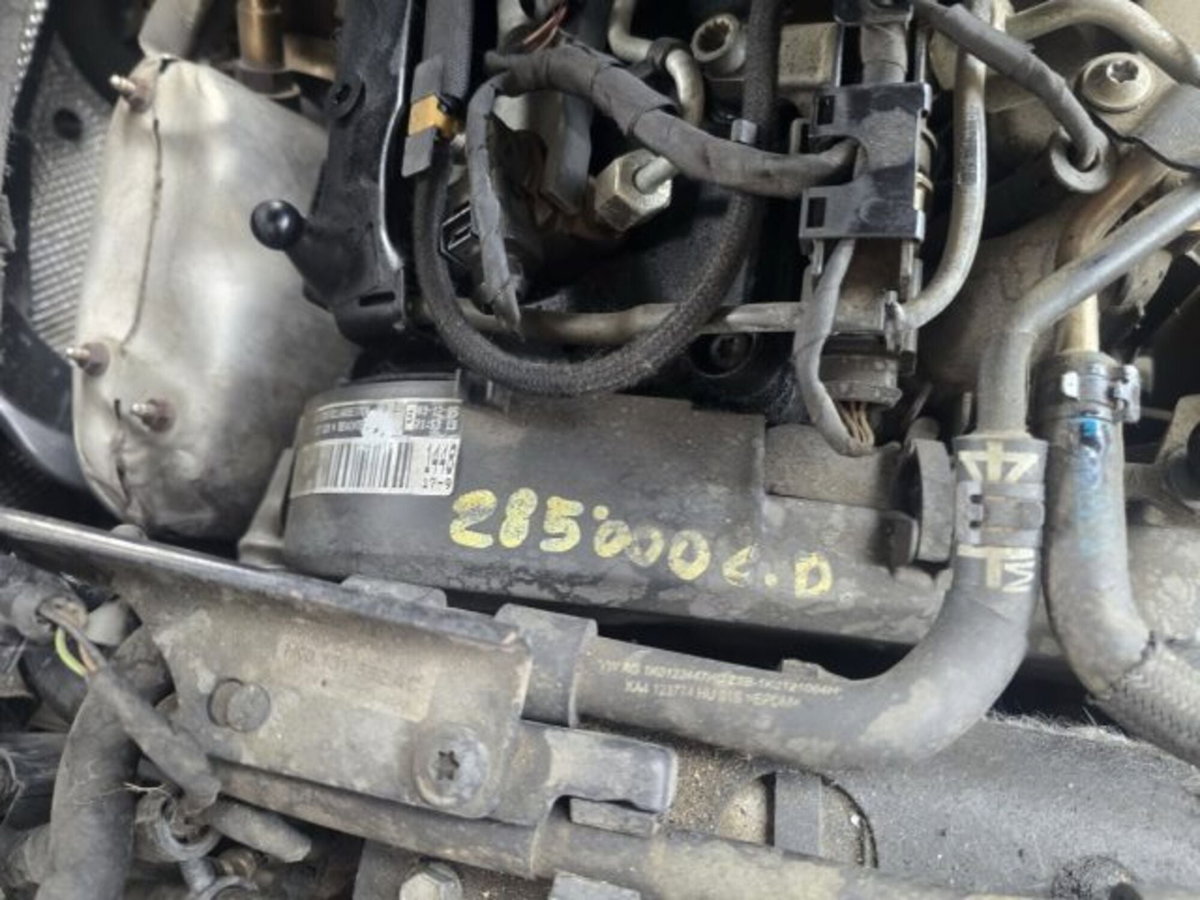 Volkswagen Golf 2.0 TDI 140CV DPF 5p. Highline (15)