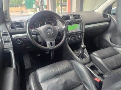 Volkswagen Golf 2.0 TDI 140CV DPF 5p. Highline (19)