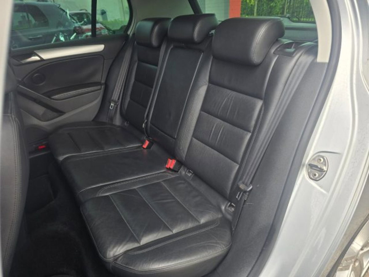 Volkswagen Golf 2.0 TDI 140CV DPF 5p. Highline (7)