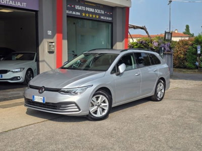 Volkswagen Golf Variant 2.0 tdi R-Line 150cv dsg usata