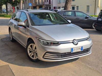 Volkswagen Golf Variant 2.0 tdi R-Line 150cv dsg (13)