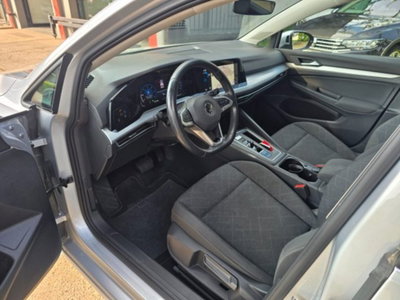 Volkswagen Golf Variant 2.0 tdi R-Line 150cv dsg (19)