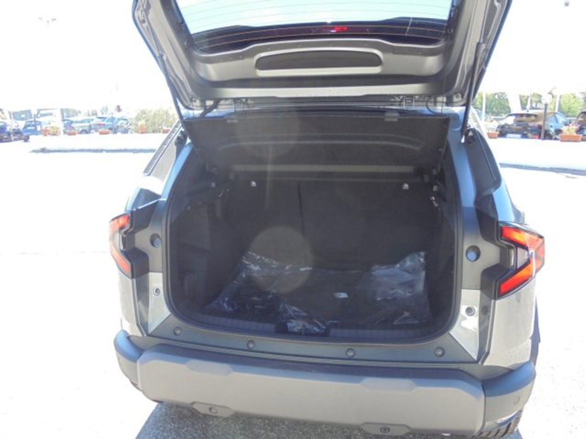 Dacia Duster 1.2 Eco-G Extreme 120cv (17)