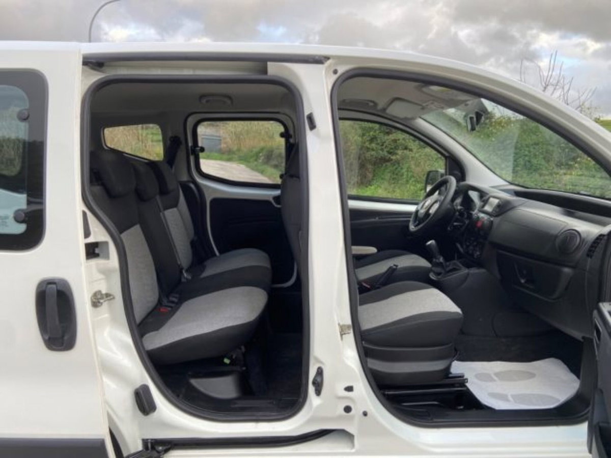 Fiat Qubo 1.3 MJT 80 CV Lounge (15)