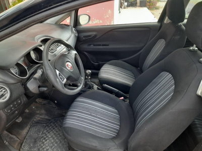 Fiat Punto 1.2 3 porte Active (5)