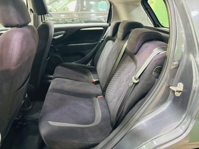 Fiat Punto 1.2 8V 5 porte Lounge (10)