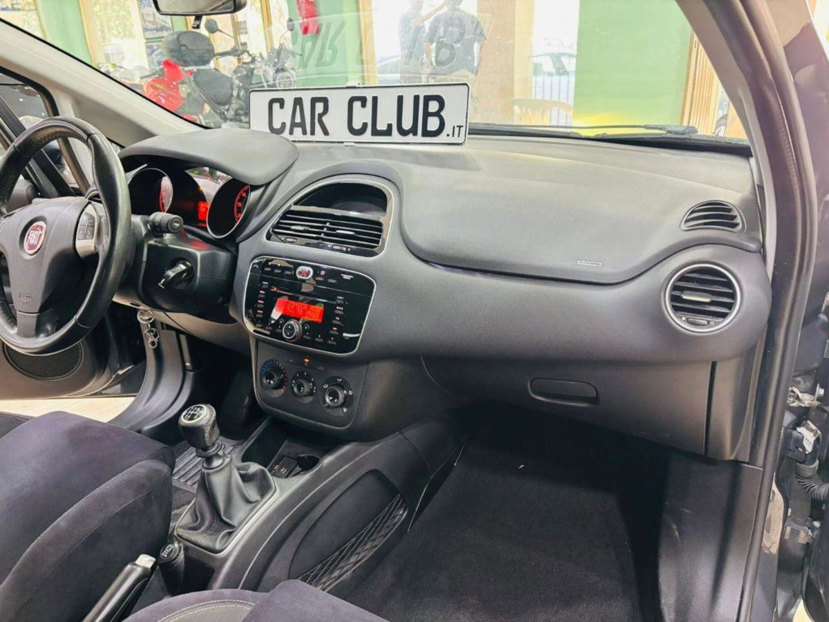 Fiat Punto 1.2 8V 5 porte Lounge (12)