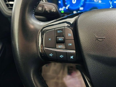 Ford Kuga 1.5 TDCI 120 CV S&S 2WD Powershift Titanium (20)