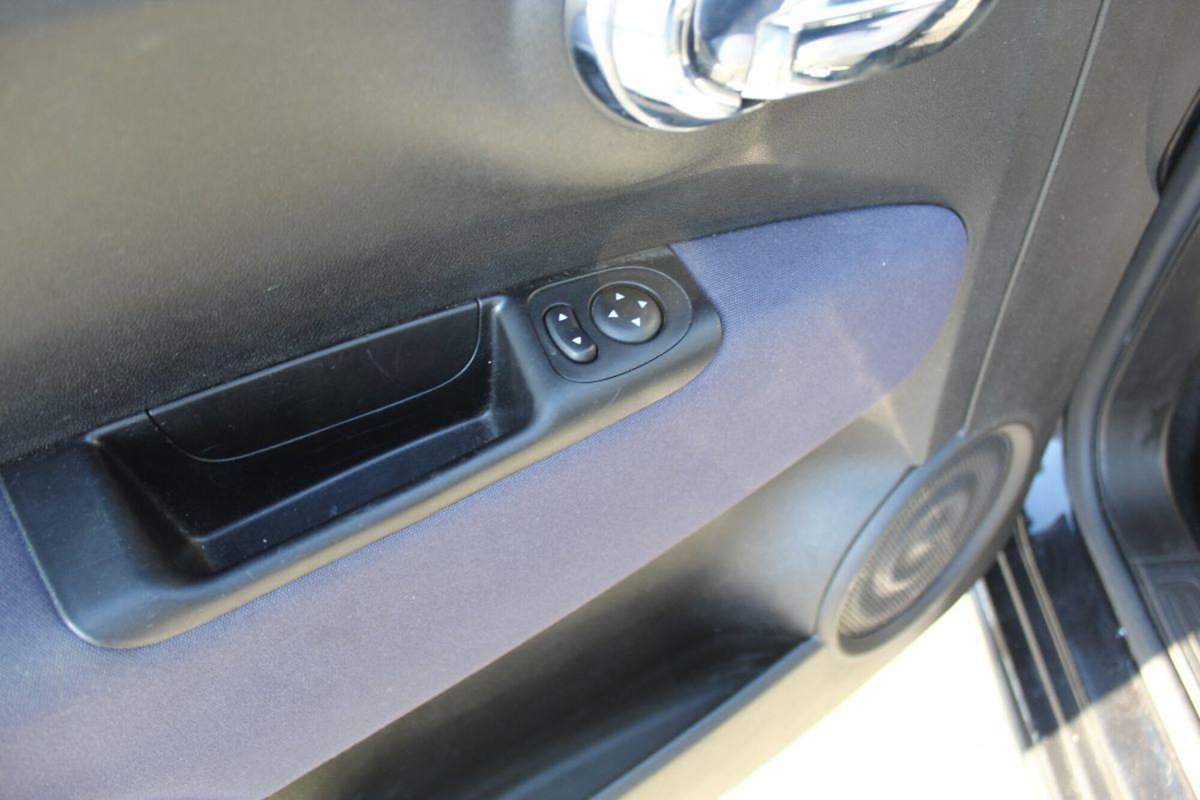 Fiat 500 1.0 Hybrid Connect (7)
