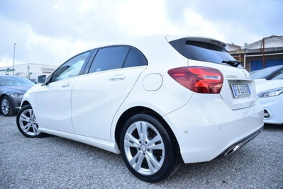 Mercedes-Benz Classe A 200 d Automatic Sport (2)