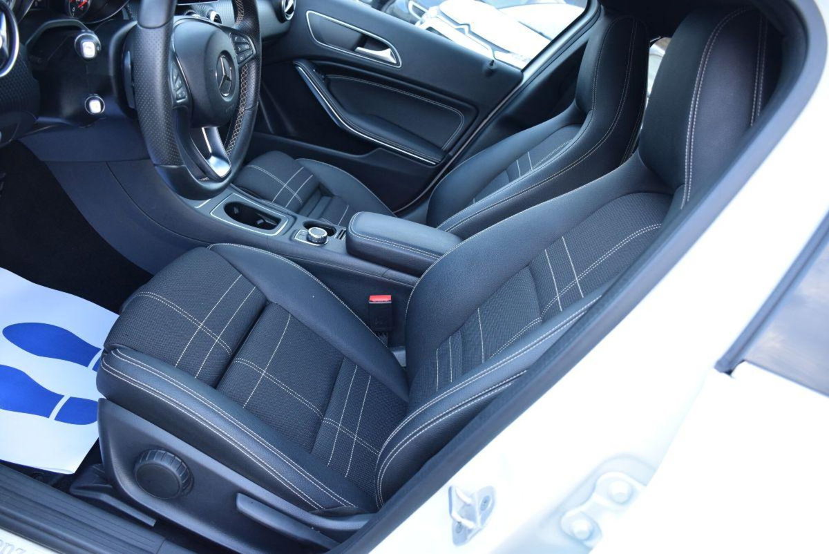 Mercedes-Benz Classe A 200 d Automatic Sport (6)