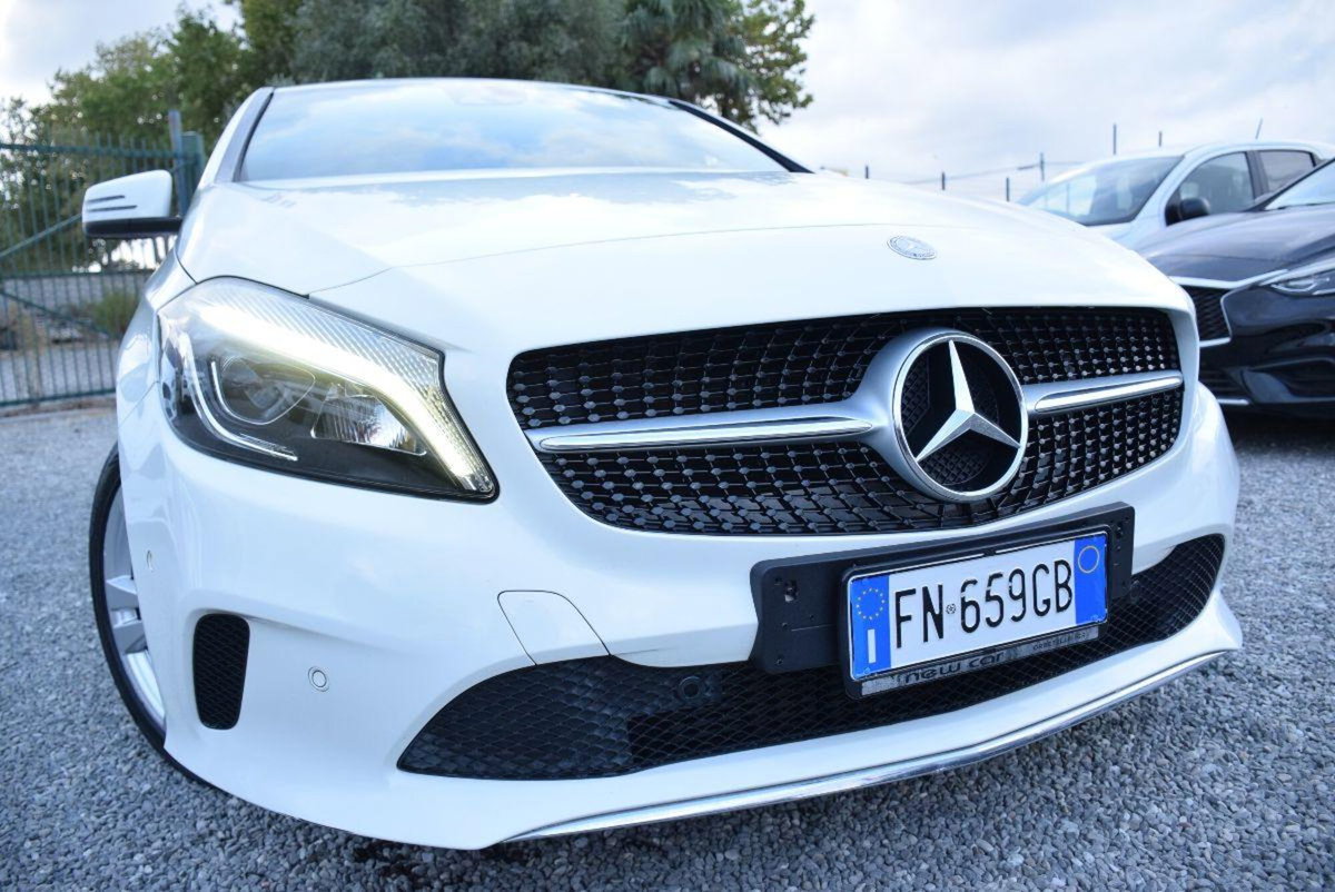 Mercedes-Benz Classe A 200 d Automatic Sport (9)