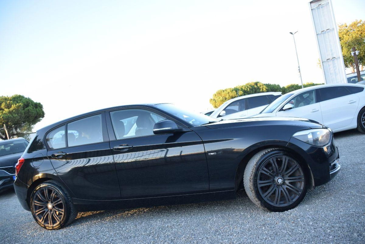 BMW Serie 1 5p. 118d 5p. Sport (11)