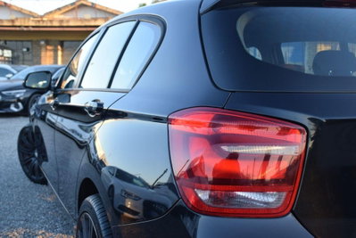 BMW Serie 1 5p. 118d 5p. Sport (13)