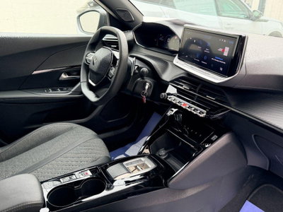Peugeot 2008 1.2 hybrid Allure 145cv e-dcs6 (10)