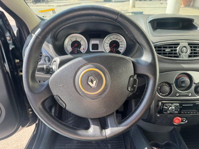 Renault Clio 1.5 dCi 85CV 5 porte Le Iene (11)