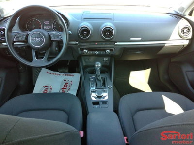 Audi A3 Sportback 1.6 TDI 116 CV S tronic Sport (6)