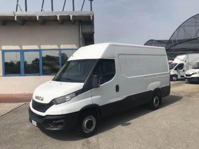 Iveco Daily Telaio 35S14 2.3 HPT PLM Cabinato usata