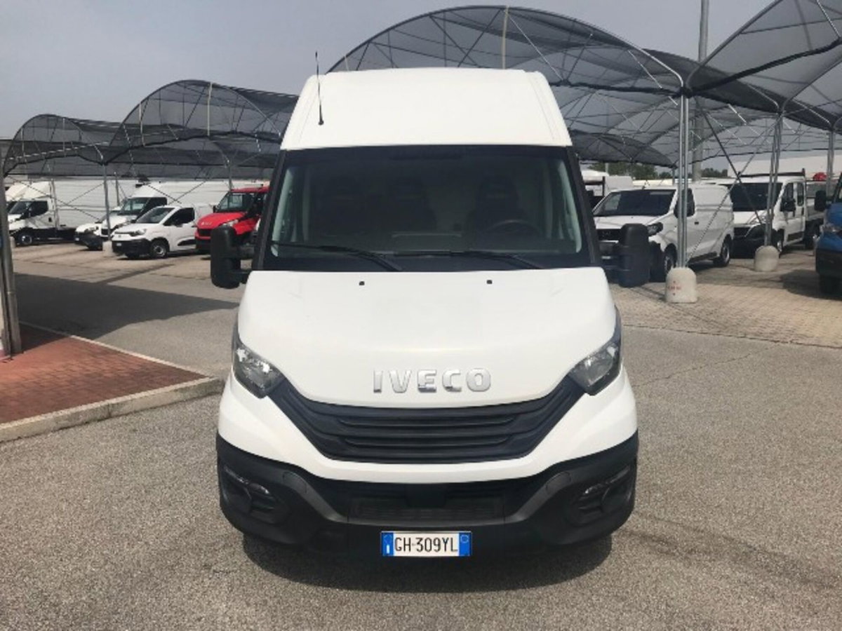 Iveco Daily Telaio 35S14 2.3 HPT PLM Cabinato (9)