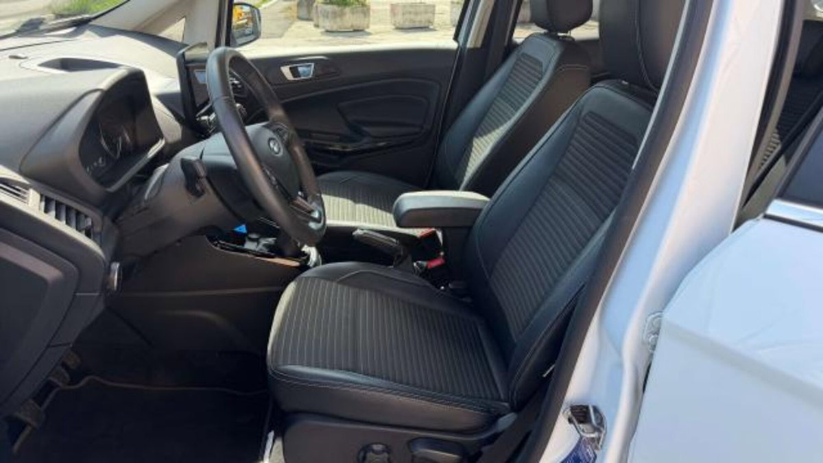 Ford EcoSport 1.0 EcoBoost 125 CV Titanium S (11)