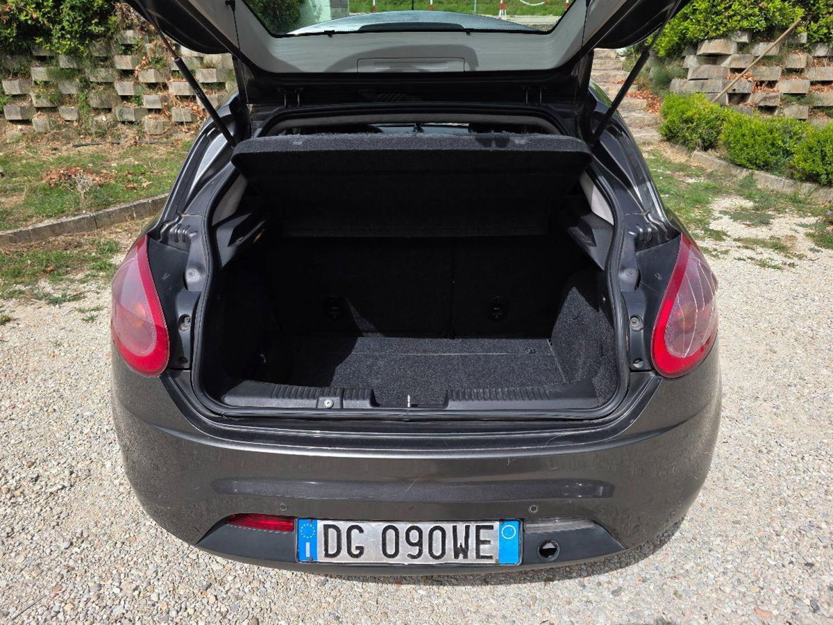 Fiat Bravo 1.9 MJT 120 CV Emotion (9)